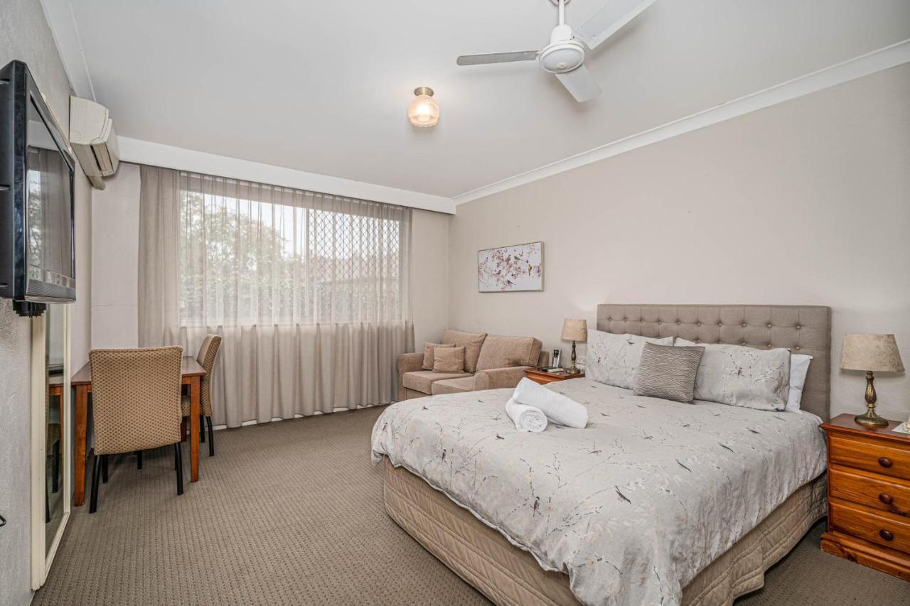 Cotswold Gardens Motel Armidale Exterior photo