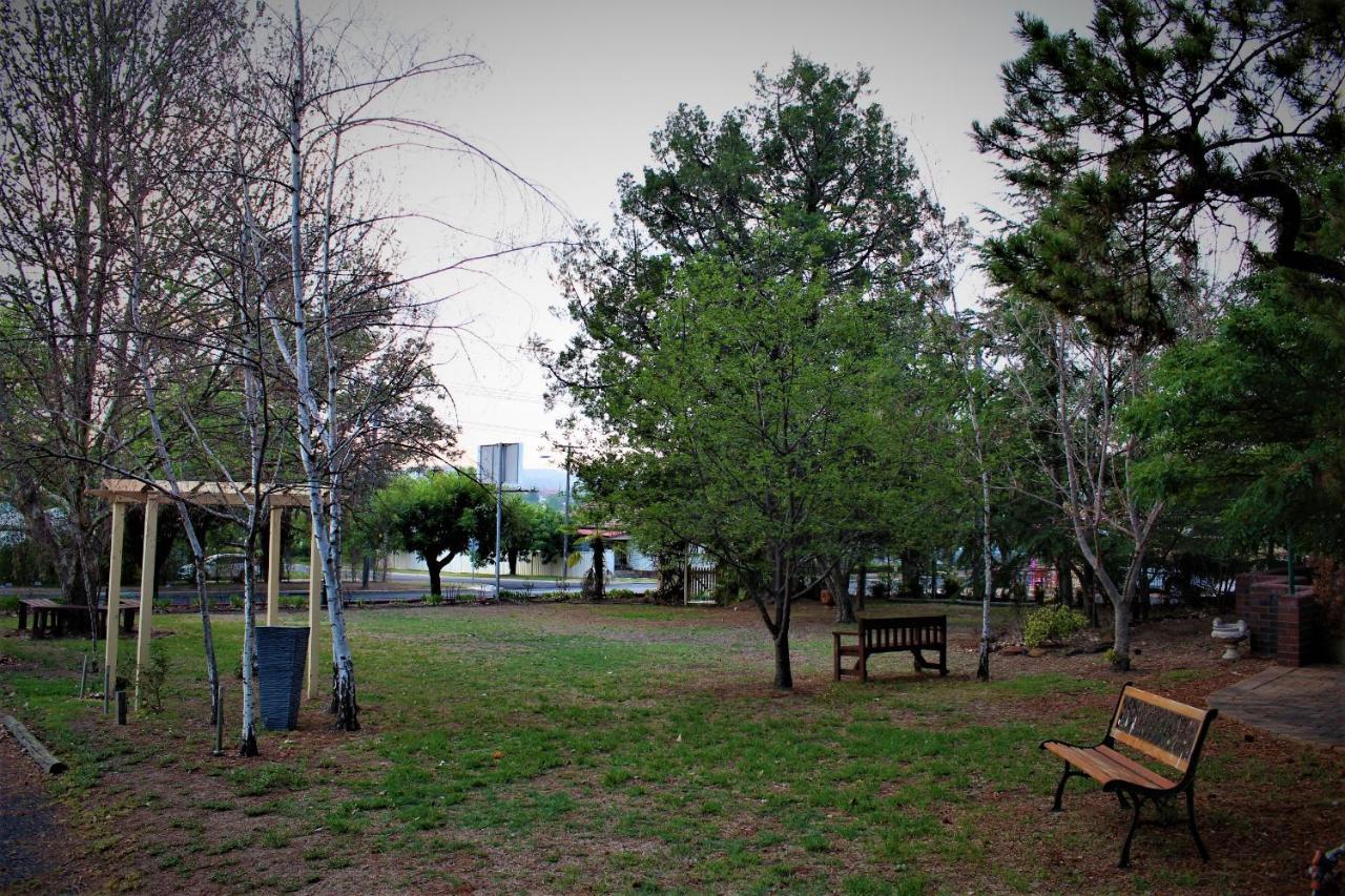 Cotswold Gardens Motel Armidale Exterior photo